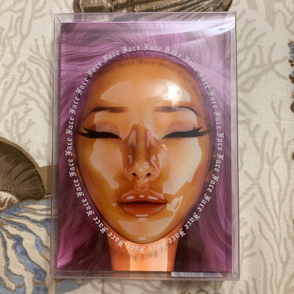 Nikita Dragun face palette **SOLD**